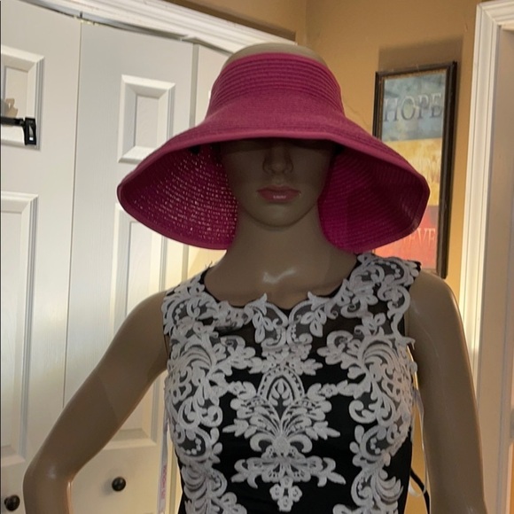 d and y Accessories - D and Y straw hat Q1,2